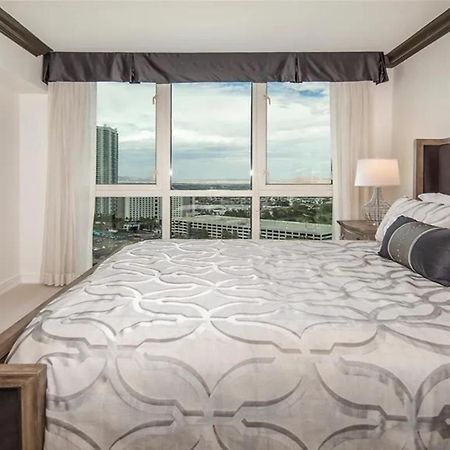 Stunning Four Bedroom Fully Professionally Remodeled Apartment Λας Βέγκας Εξωτερικό φωτογραφία