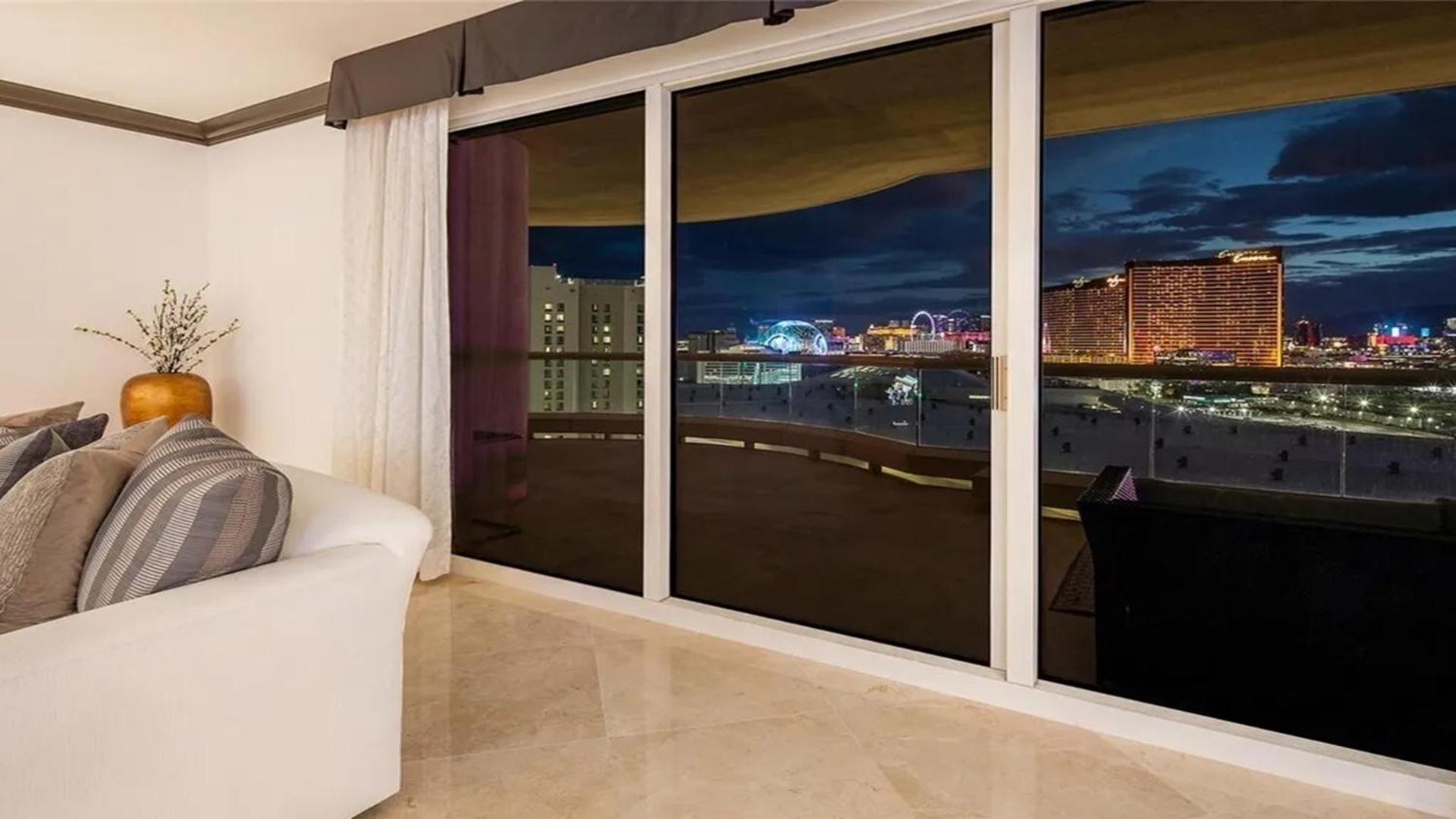 Stunning Four Bedroom Fully Professionally Remodeled Apartment Λας Βέγκας Εξωτερικό φωτογραφία