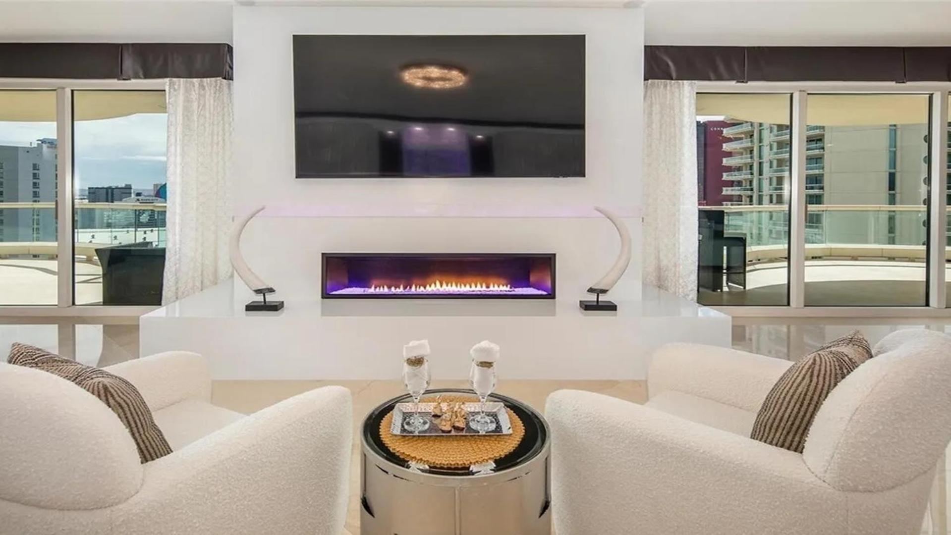 Stunning Four Bedroom Fully Professionally Remodeled Apartment Λας Βέγκας Εξωτερικό φωτογραφία
