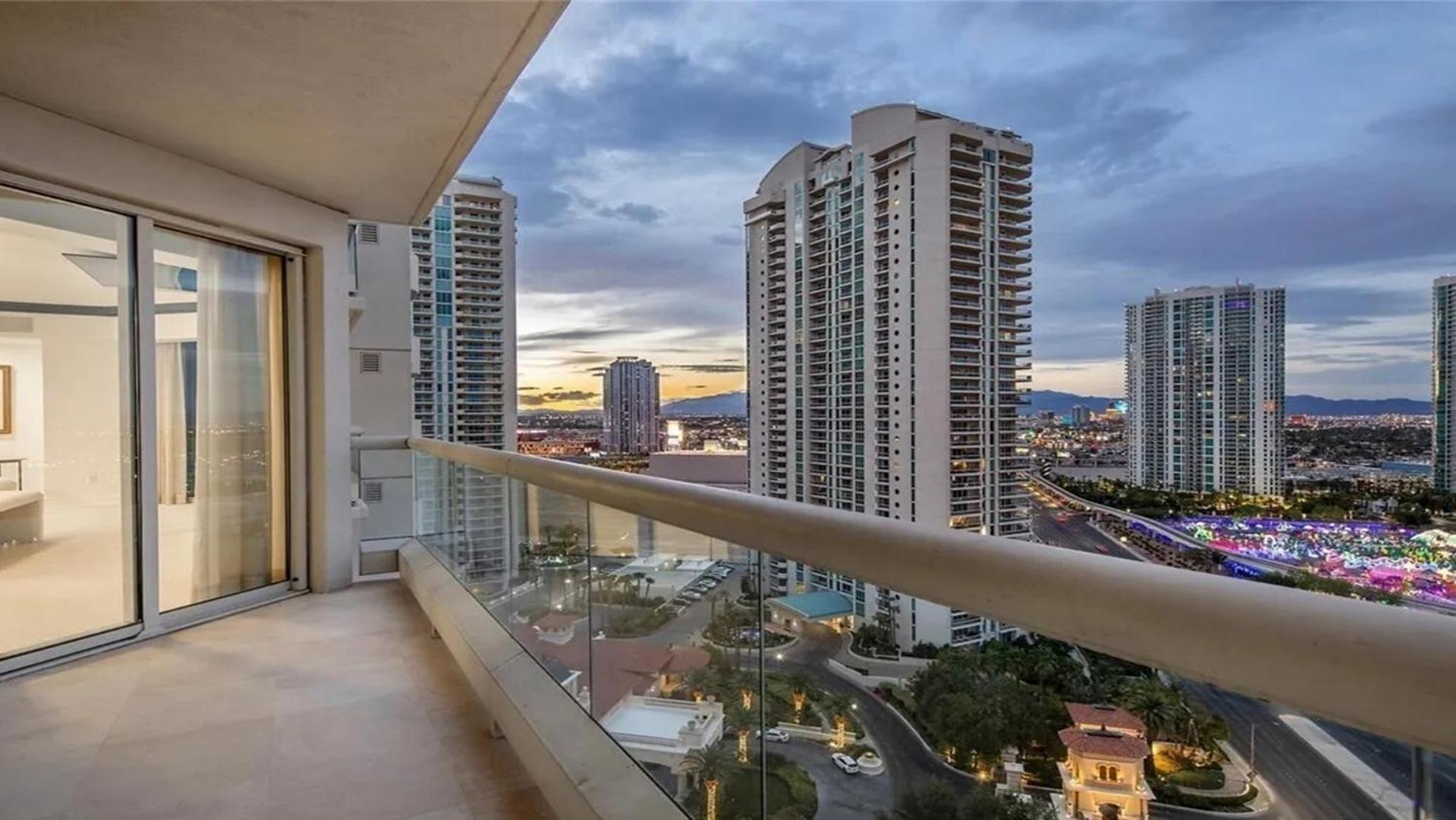 Stunning Four Bedroom Fully Professionally Remodeled Apartment Λας Βέγκας Εξωτερικό φωτογραφία